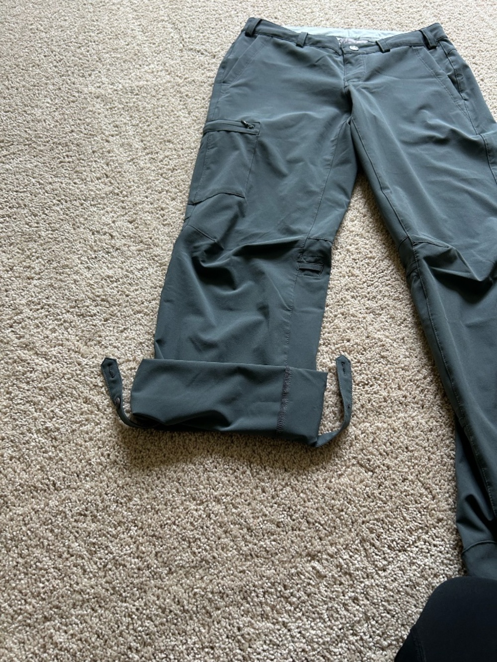Women's Gray REI roll-up hiking cargo pants. Versatile travel size 2